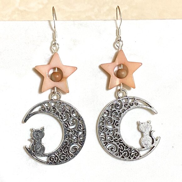 2/$20, Pink Mother of Pearl Star + Cat on the Moon Silver Dangle Earrings - Picture 1 of 10